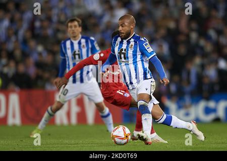 Rafinha Alcantara della Real Sociedad in azione durante la partita della Copa del Rey tra la Real Sociedad e il Club Atletico de Madrid all'Arena reale il 19 gennaio 2022 a San Sebastian, Spagna. (Foto di Jose Breton/Pics Action/NurPhoto) Foto Stock