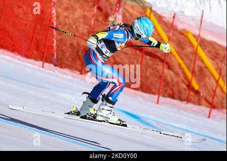 Laura GAUCHE (fra) durante la gara di sci alpino 2022 FIS Ski World Cup - Super Giant Donna il 21 gennaio 2022 sul pendio Olympia di Cortina d&#39;Ampezzo, Italia (Foto di Luca Tedeschi/LiveMedia/NurPhoto) Foto Stock