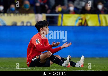 Takefusa Kubo di RCD Mallorca reagisce durante la partita la Liga Santander tra Villarreal CF e RCD Mallorca all'Estadio de la Ceramica il 22 gennaio 2022, Villarreal, Spagna (Foto di David Aliaga/NurPhoto) Foto Stock