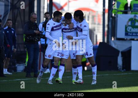 Riccardo Sottil di Fiorentina, Esultanza, Celebrazione dopo aver segnato il gol durante la Serie italiana Di calcio A match Cagliari Calcio vs ACF Fiorentina il 23 gennaio 2022 presso l'Unipol Domus di Cagliari (Foto di Luigi Canu/LiveMedia/NurPhoto) Foto Stock