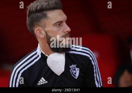 Roberto Torres, del C.A. Osasuna durante la partita la Liga tra Granada CF e CA Osasuna allo stadio Nuevo Los Carmenes il 23 gennaio 2022 a Granada, Spagna. (Foto di Ãlex CÃ¡mara/NurPhoto) Foto Stock