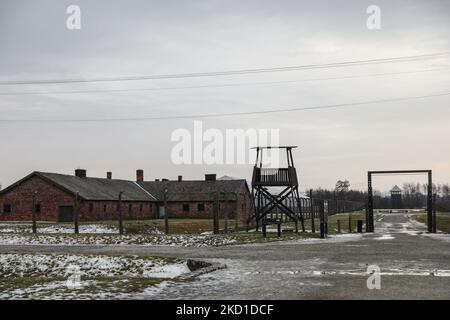 L'ex campo di concentramento e sterminio nazista di Auschwitz II-Birkenau a Brzezinka, vicino a Oswiecim, Polonia, il 27 gennaio 2022. (Foto di Beata Zawrzel/NurPhoto) Foto Stock