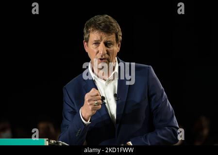 Yannick Jadot durante il suo discorso alla riunione elettorale per le elezioni presidenziali, a Lione, il 29 gennaio 2022. (Foto di Andrea Savorani Neri/NurPhoto) Foto Stock