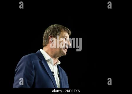 Yannick Jadot durante il suo discorso alla riunione elettorale per le elezioni presidenziali, a Lione, il 29 gennaio 2022. (Foto di Andrea Savorani Neri/NurPhoto) Foto Stock