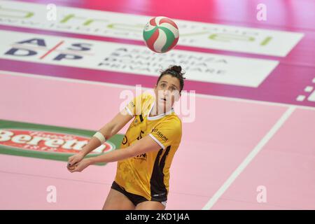Ilaria Spirito di Bosca San Bernardo Cuneo durante la Serie Volley A1 incontro femminile tra Bosca S.Bernardo Cuneo e il Volley Azzurra San Casciano il 29 2022 gennaio alla pala Ubi Banca di Cuneo (Foto di Alberto Gandolfo/NurPhoto) Foto Stock
