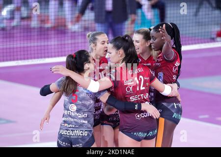 Bartoccini Fortinfissi Perugia exultation durante il Volley Serie Italiana A1 Women Match acqua&Sapone Roma Volley Club vs Bartoccini Fortinfissi Perugia il 30 gennaio 2022 alla pala EUR di Roma (Foto di Luigi Mariani/LiveMedia/NurPhoto) Foto Stock