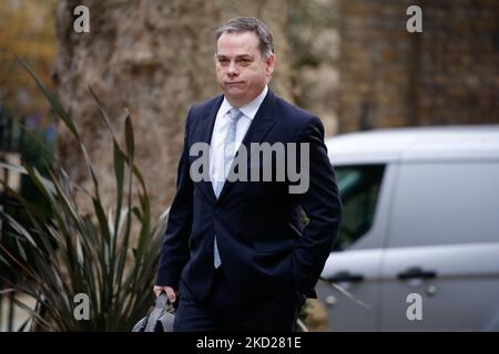 Ministro britannico senza Portfolio Nigel Adams, deputato del Partito conservatore per Selby e Ainsty, cammina su Downing Street a Londra, Inghilterra, il 9 febbraio 2022. (Foto di David Cliff/NurPhoto) Foto Stock