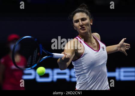 Irina-Camelia Begu in una partita contro Tereza Martintsova al torneo Ladies Trophy 2022 di San Pietroburgo. Irina-Camelia Begu ha vinto un punteggio totale di 6,4 6,2 San Pietroburgo, Russia. 11 feb 2022 (Foto di Valya Egorshin/NurPhoto) Foto Stock