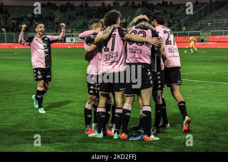 Pòayers di Palermo durante l'incontro di Serie C tra Palermo FC e Juve Stabia, allo Stadio Renzo Barbera. Italia, Sicilia, Palermo, 12-02-2022 (Foto di Francesco Militello Mirto/NurPhoto) Foto Stock