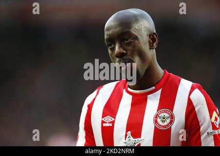 Yoane Wissa di Brentford durante la Premier League tra Brentford e Crystal Palace al Brentford Community Stadium , Londra, Inghilterra il 12th febbraio 2022 (Photo by Action Foto Sport/NurPhoto) Foto Stock