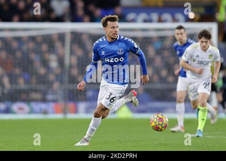 DELE Alli di Everton sulla palla durante la partita della Premier League tra Everton e Leeds United a Goodison Park, Liverpool, sabato 12th febbraio 2022. (Foto di Pat Scaasi/MI News/NurPhoto) Foto Stock