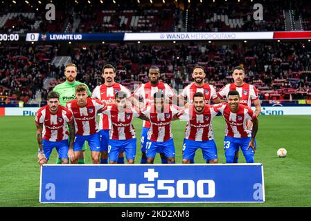 Jan Oblak, Stefan Savic, Geoffrey Kondogbia, Matheus Cunha, Josema Gimenez, Rodrigo de Paul, Marcos Llorente, Angel Correa, Thomas Lemar, Koke e Reinildo Mandava durante la partita della Liga tra Atletico de Madrid e Levante UD a Wanda Metropolitano il 16 febbraio 2022 a Madrid, Spagna. (Foto di Rubén de la Fuente Pérez/NurPhoto) Foto Stock