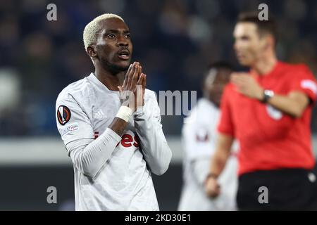 Henry Onyekuru (Olympiacos FC) reagisce durante la partita di calcio Europa League Atalanta BC vs Olympiakos il 17 febbraio 2022 allo stadio Gewiss di Bergamo (Foto di Francesco Scaccianoce/LiveMedia/NurPhoto) Foto Stock