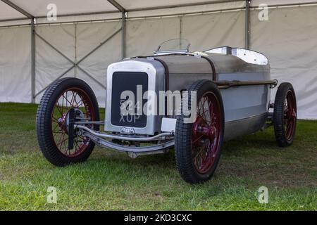 1932 Austin Seven Special ‘524 XUP’ in mostra al Race Day Airshow tenutosi a Shuttleworth il 2nd ottobre 2022 Foto Stock