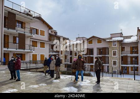 Cinquantasei case ricostruite dopo il terremoto del 2016 furono consegnate ad Amatrice. Altri 26 saranno consegnati per un totale di 82 famiglie. Ad Amatrice, Rieti, Italia, il 01 marzo 2022. (Foto di Riccardo Fabi/NurPhoto) Foto Stock