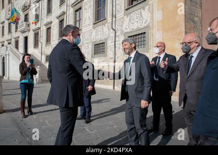 Il Presidente della Camera dei deputati Roberto Fico ha visitato l'Università Normale di Pisa il 10 marzo 2022. Durante la presenza di Roberto FICO in città, la normale università ha organizzato un incontro con gli studenti. (Foto di Enrico Mattia del Punta/NurPhoto) Foto Stock