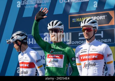 Quinn Simmons durante l'inizio dell'ultima tappa del Tirreno Adriatico da San Benedetto del Tronto, a San Benedetto, Ascoli, Italia, il 13 marzo, 2022. (Foto di Riccardo Fabi/NurPhoto) Foto Stock