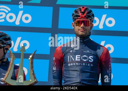 Filippo Ganna durante lo start dell'ultima tappa del Tirreno Adriatico da San Benedetto del Tronto, a San Benedetto, Ascoli, Italia, il 13 marzo, 2022. (Foto di Riccardo Fabi/NurPhoto) Foto Stock