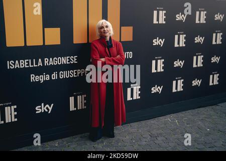 L'attrice Anna Bonaiuto partecipa alla nuova serie Sky 'il Re' presso lo Space moderno il 16 marzo 2022 a Roma. (Foto di Luca Carlino/NurPhoto) Foto Stock