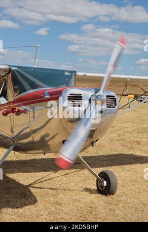 Flugtage - Air Show Wesel. Acrobazie veloci, velivoli vintage reali, modelli enormi e dimostrazioni spettacolari. Foto Stock