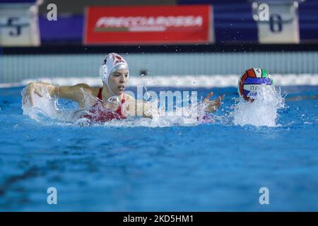 Chiara Ranalli (SIS Roma) durante la partita di polo d'acqua della Coppa Italia SIS Roma vs CSS Verona il 19 marzo 2022 al Polo Acquatico Frecciarossa di Roma (Photo by Luigi Mariani/LiveMedia/NurPhoto) Foto Stock