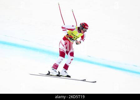 Lo sciatore alpino austriaco Stefan Babinsky, che gareggia nelle finali della Coppa d'Europa FIS Downhill, il 21 marzo 2022 a Soldeu, Andorra. (Foto di Joan Cros/NurPhoto) Foto Stock