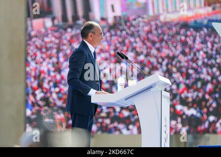 L'ex parlamentare francese Marion Marechal ha tenuto un discorso durante un rally di campagna dell'estrema destra francese Reconnete! Presidente del partito e candidato alla presidenza Eric Zemmour sulla piazza del Trocadero a Parigi il 27 marzo 2022. Gli elettori francesi si dirigano ai sondaggi nell'aprile 2022 per le elezioni presidenziali. (Foto di Michel Stoupak/NurPhoto) Foto Stock