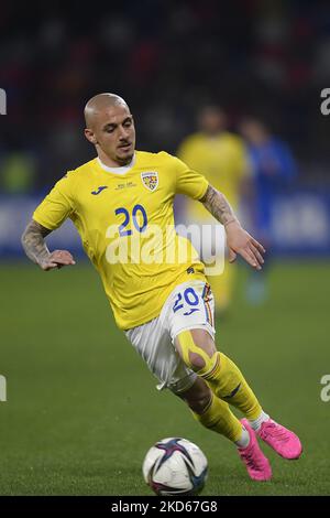 Ionut Mitrita in azione durante la partita internazionale amichevole tra Romania e Grecia a Stadionul Steaua il 25 marzo 2022 a Bucarest, Romania. (Foto di Alex Nicodim/NurPhoto) Foto Stock