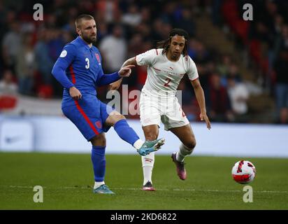 Luke Shaw (Man Utd) d'Inghilterra durante un Alzheimer's Society International tra Inghilterra e Svizzera al Wembley Stadium, Regno Unito il 26th marzo 2022 (Photo by Action Foto Sport/NurPhoto) Foto Stock