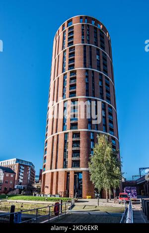 Candle House Granary Wharf, Candle House è uno degli edifici più prestigiosi di Leeds Foto Stock