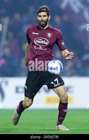 Federico Fazio di US Salernitana 1919 durante la Serie A match tra US Salernitana 1919 e Torino FC allo Stadio Arechi di Salerno, Italia, il 2 aprile 2022. (Foto di Giuseppe Maffia/NurPhoto) Foto Stock