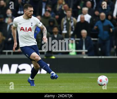 Tottenham Hotspur's Pierre-Emile Hojbjerg durante la Premier League tra Tottenham Hotspur e Newcastle United allo stadio Tottenham Hotspur , Londra, Inghilterra il 03rd aprile 2022 (Photo by Action Foto Sport/NurPhoto) Foto Stock