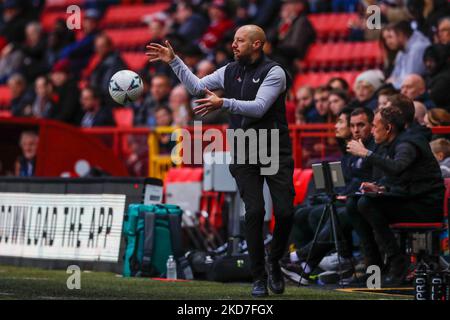 Charlton Athletic manager ben Garner durante l'Emirates fa Cup primo round match a The Valley, Londra. Data immagine: Sabato 5 novembre 2022. Foto Stock