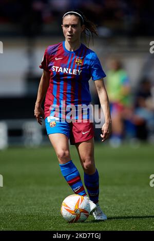 Aitana Bonmati del FC Barcelona in azione durante la Primera Iberdrola match tra Valencia CF e FC Barcelona allo stadio Antonio Puchades, 16 aprile 2022, Paterna, Spagna. (Foto di David Aliaga/NurPhoto) Foto Stock