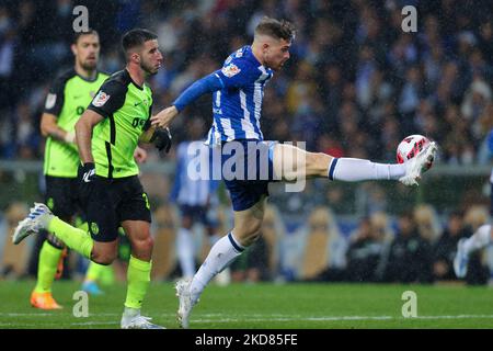 Il futuro spagnolo di Porto toni Martinez segna un gol durante la Semifinale della Coppa Portoghese tra il FC Porto e lo Sporting CP allo Stadio Dragao il 21 aprile 2022 a Porto, Portogallo. (Foto di Paulo Oliveira / NurPhoto) Foto Stock