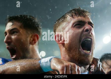 Il forward spagnolo di Porto toni Martinez festeggia dopo aver segnato un gol durante la Semifinale della Coppa Portoghese tra il FC Porto e lo Sporting CP allo Stadio Dragao il 21 aprile 2022 a Porto, in Portogallo. (Foto di Paulo Oliveira / NurPhoto) Foto Stock