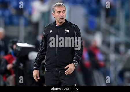 Marco Giampaolo, manager di UC Sampdoria, guarda durante la Serie A una partita tra SS Lazio e UC Sampdoria il 7 maggio 2022 a Roma. (Foto di Giuseppe Maffia/NurPhoto) Foto Stock