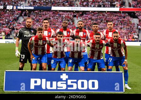 Jan Oblak, Stefan Savic, Geoffrey Kondogbia, Matheus Cunha, Reinildo Mandava, Josema Gimenez, Marcos Llorente, Angel Correa, Sime Vrsaljko, Koke e Yannick Carrasco durante la partita della Liga tra Atletico de Madrid e Real Madrid a Wanda Metropolitano il 09 maggio 2022 a Madrid, Spagna. (Foto di Rubén de la Fuente Pérez/NurPhoto) Foto Stock