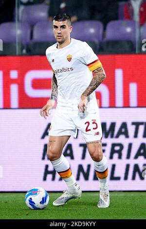 Gianluca Mancini di AS Roma durante la Serie Un incontro tra ACF Fiorentina e AS Roma il 9 maggio 2022 a Firenze. (Foto di Giuseppe Maffia/NurPhoto) Foto Stock