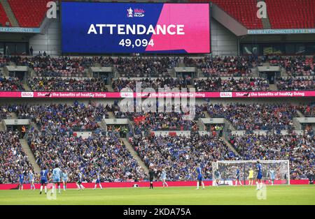 Presenze record battendo il record attuale per uno stand finale di Coppa fa femminile a 45.423, Che è stato stabilito quando Chelsea ha battuto l'Arsenal a Wembley in 2018 durante la finale della tazza di fa delle donne del Chelsea e le donne della città di Manchester allo stadio di Wembley , Londra, Regno Unito 15th maggio , 2022 (Photo by Action Foto Sport/NurPhoto) Foto Stock