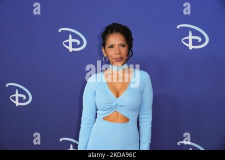 NEW YORK, NEW YORK - Maggio 17: Penny Johnson Jerald partecipa alla 2022 ABC Disney Upfront a Basketball City - Pier 36 - South Street il 17 Maggio 2022 a New York City. (Foto di John Nacion/NurPhoto) Foto Stock