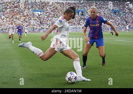 Delphine Cascarino dell'Olympique Lyonnais è passato durante la partita finale della UEFA Women's Champions League tra il FC Barcelona e l'Olympique Lyonnais allo Stadio Juventus il 21 maggio 2022 a Torino. (Foto di Jose Breton/Pics Action/NurPhoto) Foto Stock