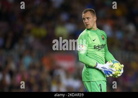 Marc-Andre ter Stegen di Barcellona con la palla durante la partita di LaLiga Santander tra FC Barcelona e Villarreal CF a Camp Nou il 22 maggio 2022 a Barcellona, Spagna. (Foto di Jose Breton/Pics Action/NurPhoto) Foto Stock