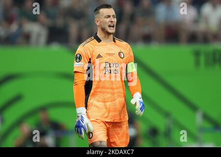 Justin Bijlow di Feyenoord durante la finale della UEFA Conference League tra AS Roma e Feyenoord all'Arena Kombetare, Tirana, Albania, il 25 maggio 2022. (Foto di Giuseppe Maffia/NurPhoto) Foto Stock