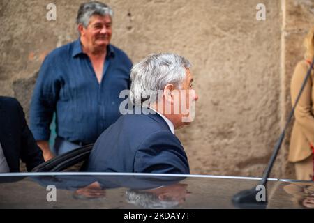 Forza Italia Vicepresidente e coordinatore nazionale unico Antonio Tajani a Rieti, per sostenere il candidato sindaco Daniele Sinibaldi alle elezioni amministrative del 12 giugno 2022. A Rieti, 25 maggio 2022. (Foto di Riccardo Fabi/NurPhoto) Foto Stock