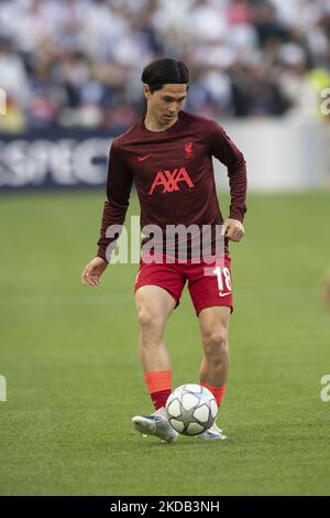 Takumi Minamino di Liverpool durante la finale della UEFA Champions League tra il Liverpool FC e il Real Madrid allo Stade de France il 28 maggio 2022 a Parigi, Francia. (Foto di Jose Breton/Pics Action/NurPhoto) Foto Stock