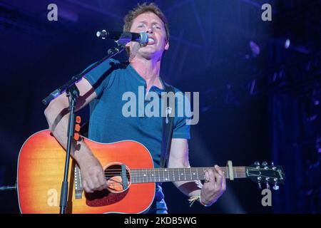 James Blunt durante il concerto di musica JAMES BLUNT il 22 maggio 2022 all'Arena Kioene di Padova (Foto di Cesare Veronesi/LiveMedia/NurPhoto) Foto Stock
