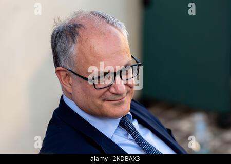 Il Sindaco di Roma, Roberto Gualtieri a Rieti, a sostegno del candidato di Centre Left, Simone Petrangeli. A Rieti, Italia, il 31 maggio 2022. (Foto di Riccardo Fabi/NurPhoto) Foto Stock