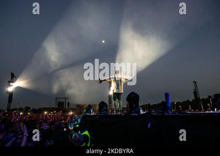 DaN Reynolds di Imagine Dragons in concerto al Festival IDAYS di Milano il 11 2022 giugno. (Foto di Mairo Cinquetti/NurPhoto) Foto Stock