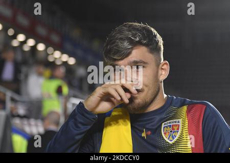 Andrei Ratiu in azione durante la partita della UEFA Nations League B Group 3 tra Romania e Montenegro allo Stadio Rapid Giulesti il 14 giugno 2022 a Bucarest, Romania. (Foto di Alex Nicodim/NurPhoto) Foto Stock